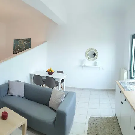 Rose Studio Apartment *